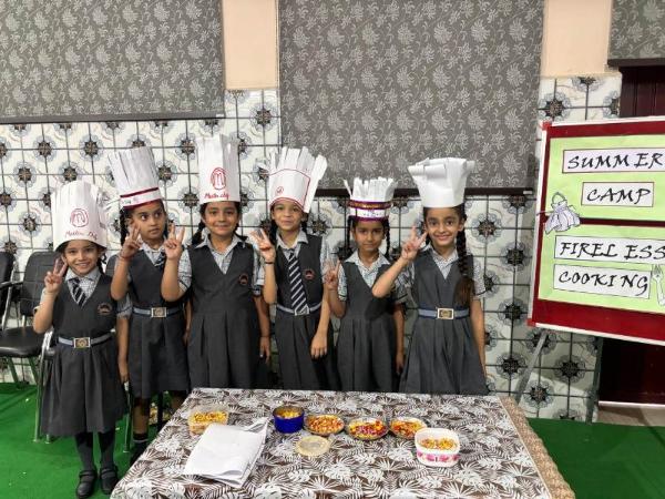 Fireless Cooking - Preparation & Ingredient Displays